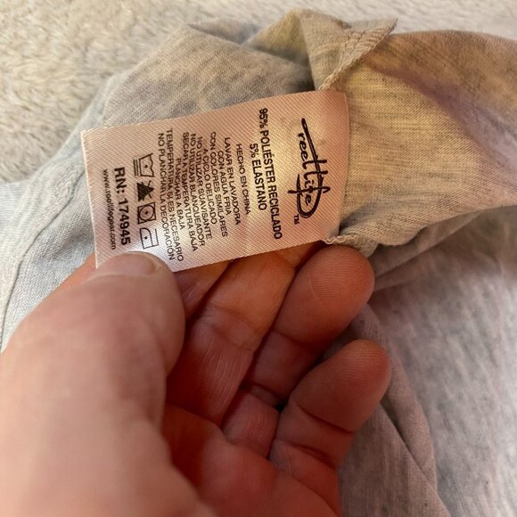 Reel Life Womens T-Shirts L/G Lot of Two Polyester & Spandex Heather Gray & Peac - Picture 6 of 13